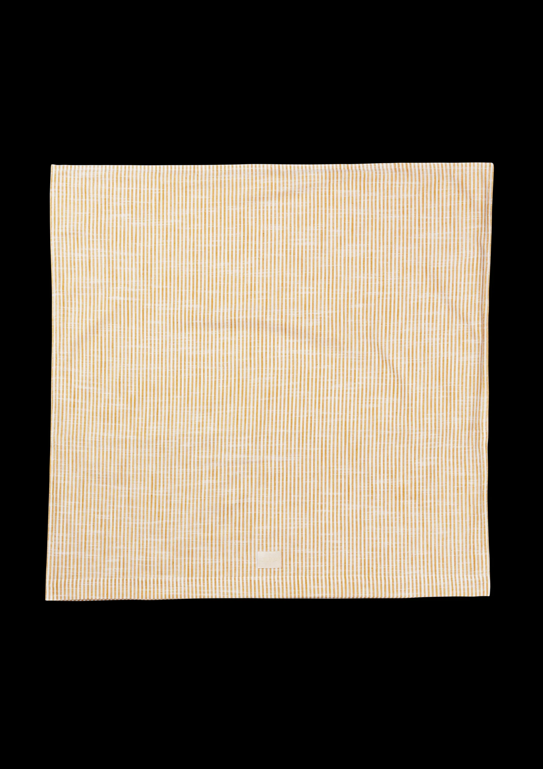 Hot Monochrome Lines Pudebetræk 63x60 cm okker/hvid Pudebetræk