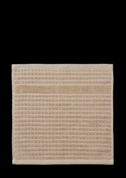 Clearance Vaskeklud 30x30 cm i sand fra serien Check | Køb her Vaskeklude