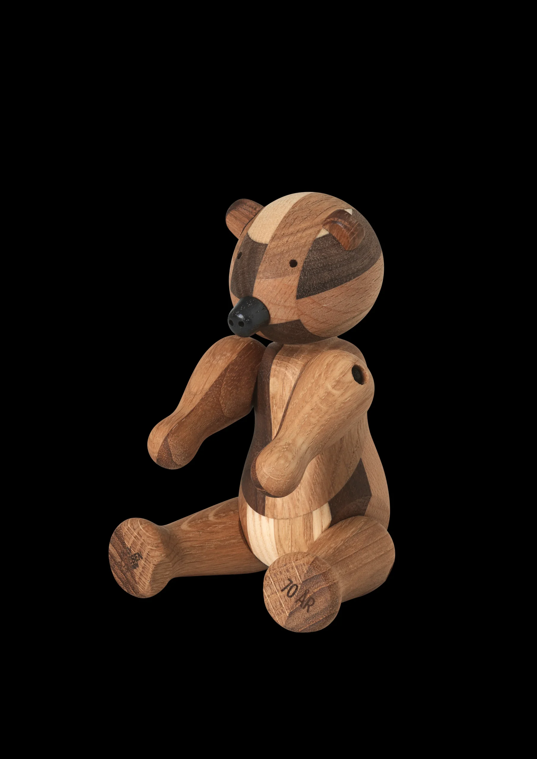 Sale Reworked jubilæum Bjørn lille i træ | Køb her Træfigurer & Skulpturer