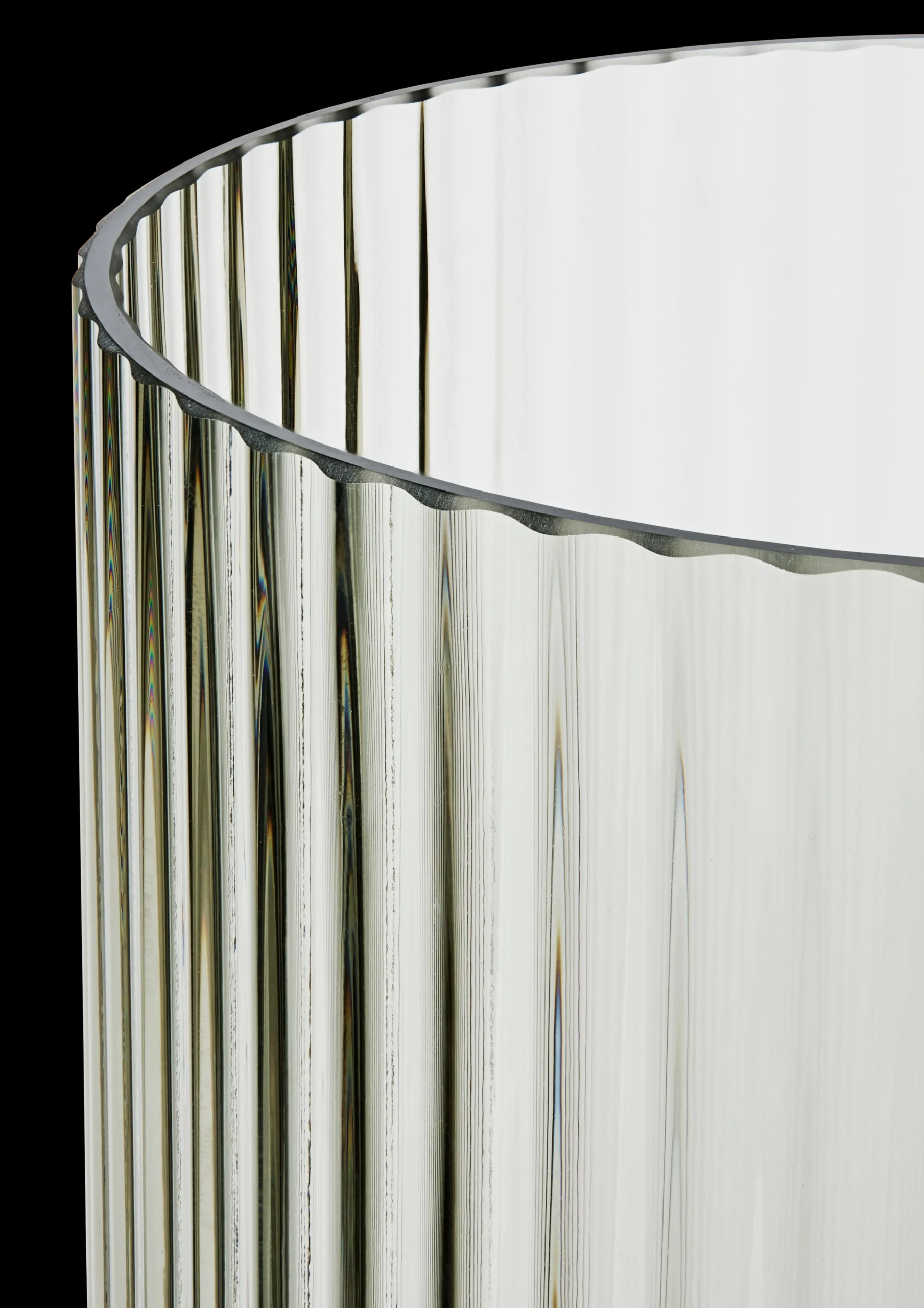 Clearance Lyngby Vase H31 smoke mundblæst glas Vaser & Urtepotteskjulere