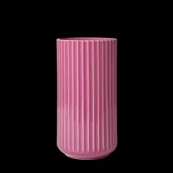 Best Lyngby Vase H20.5 cm lilla porcelæn | Køb nu Vaser & Urtepotteskjulere