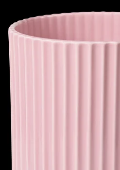 Hot Lyngby Vase H25 cm rosa porcelæn | Køb nu Vaser & Urtepotteskjulere