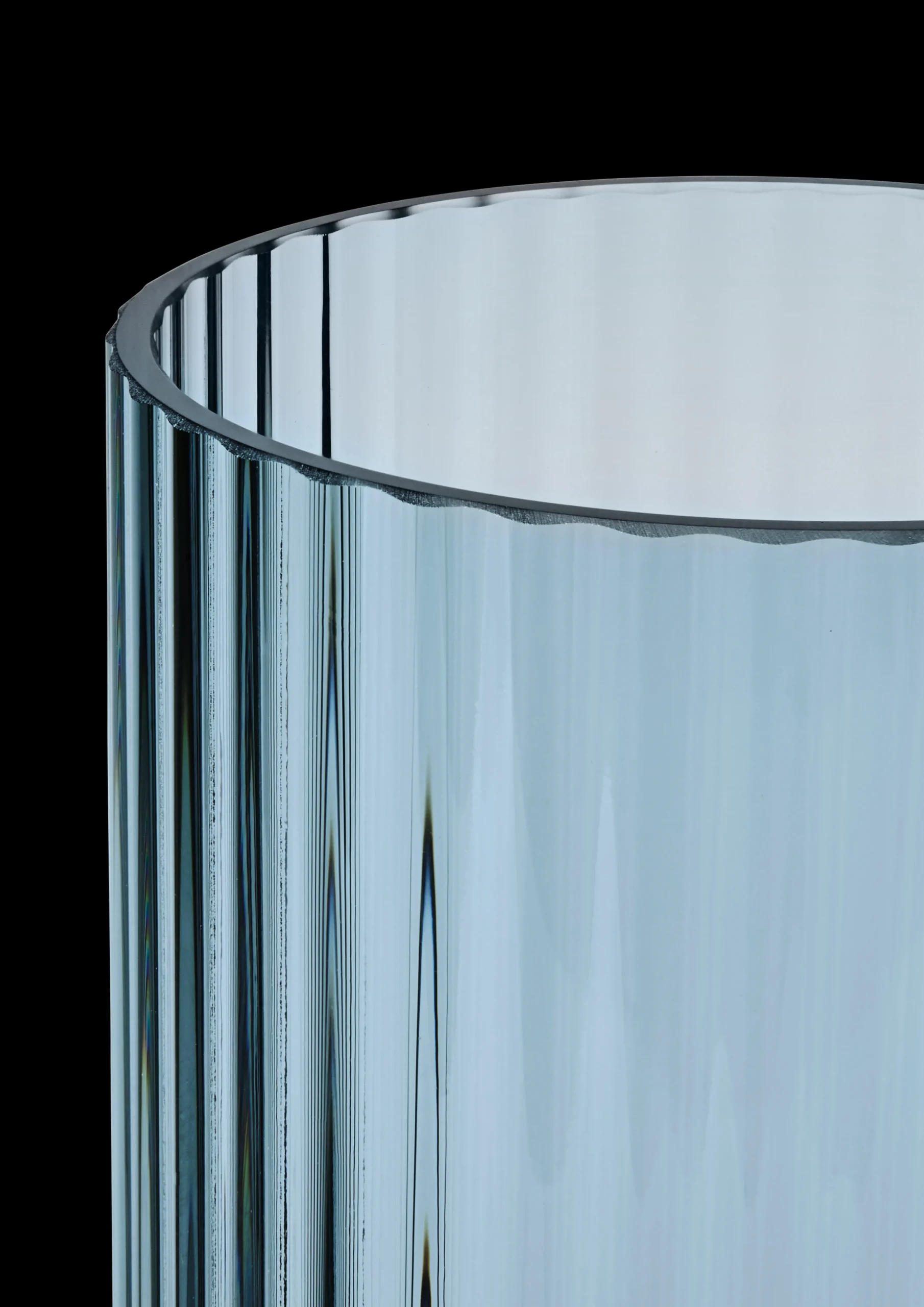 Best Lyngby Vase midnight blue mundblæst glas Vaser & Urtepotteskjulere