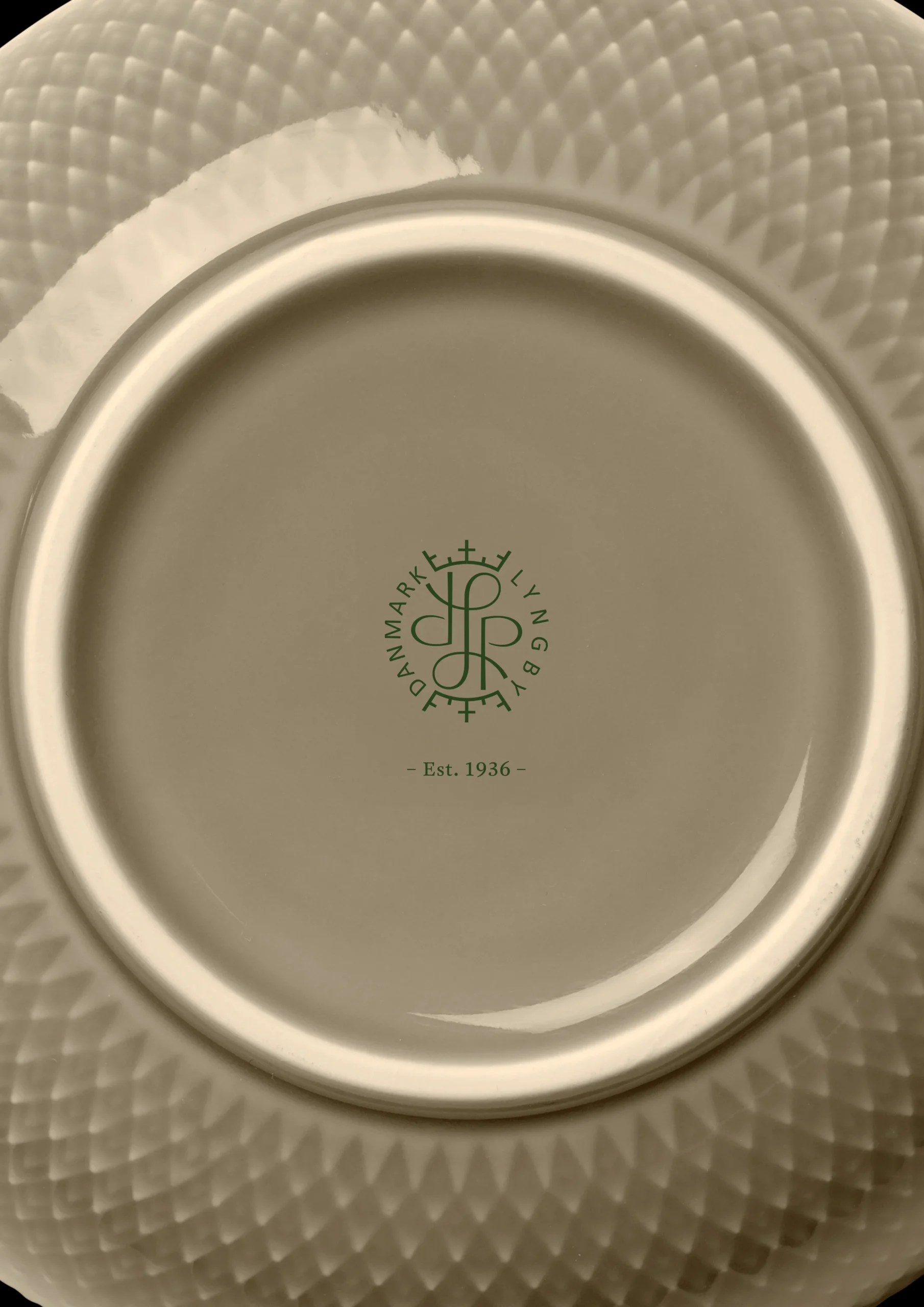 Online Rhombe Earth Skål Ø15.5 cm clay | Køb nu Serveringsskåle